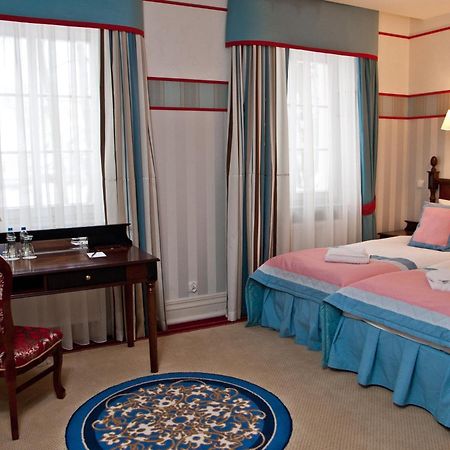 Hotel St. Bruno Гіжицько Екстер'єр фото