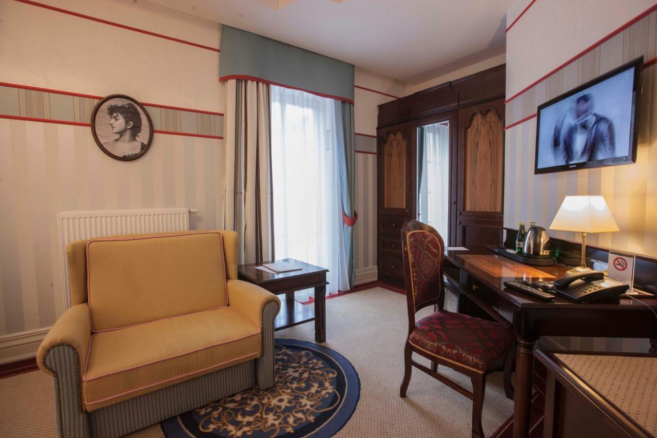 Hotel St. Bruno Гіжицько Екстер'єр фото