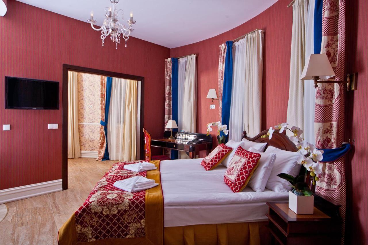 Hotel St. Bruno Гіжицько Екстер'єр фото