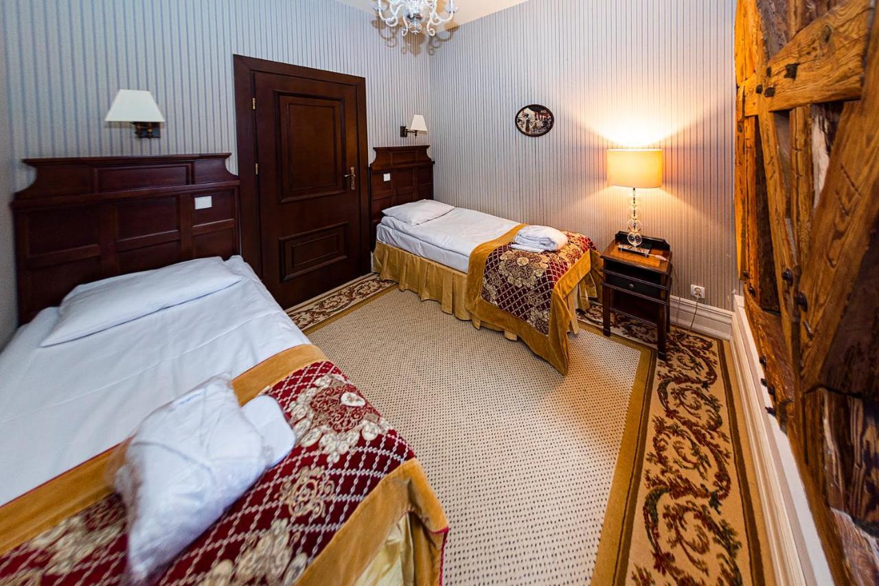 Hotel St. Bruno Гіжицько Екстер'єр фото