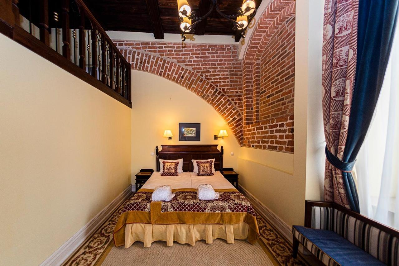 Hotel St. Bruno Гіжицько Екстер'єр фото