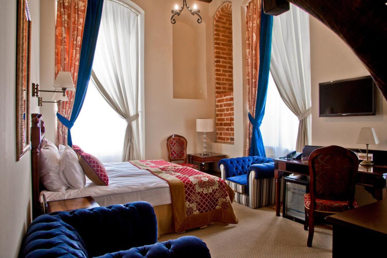 Hotel St. Bruno Гіжицько Екстер'єр фото