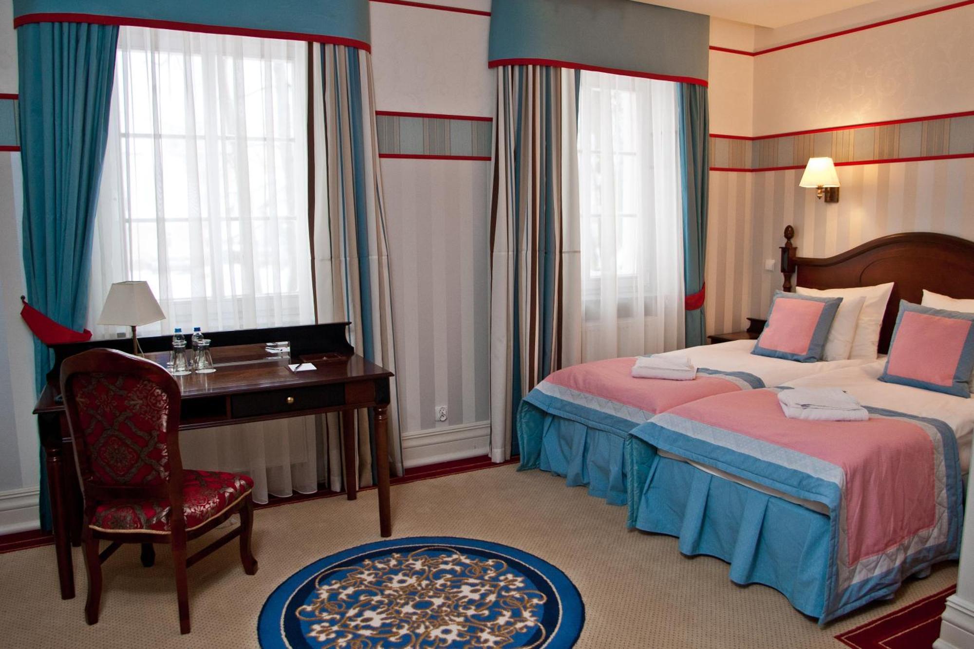Hotel St. Bruno Гіжицько Екстер'єр фото