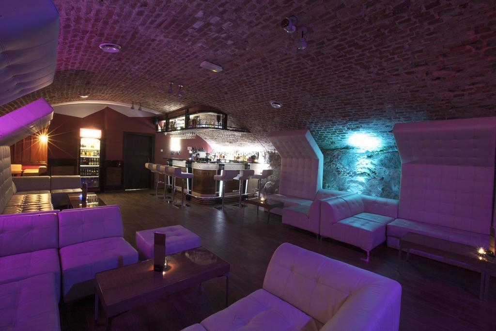 Hotel St. Bruno Гіжицько Екстер'єр фото