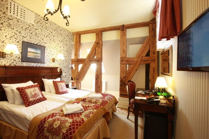 Hotel St. Bruno Гіжицько Екстер'єр фото