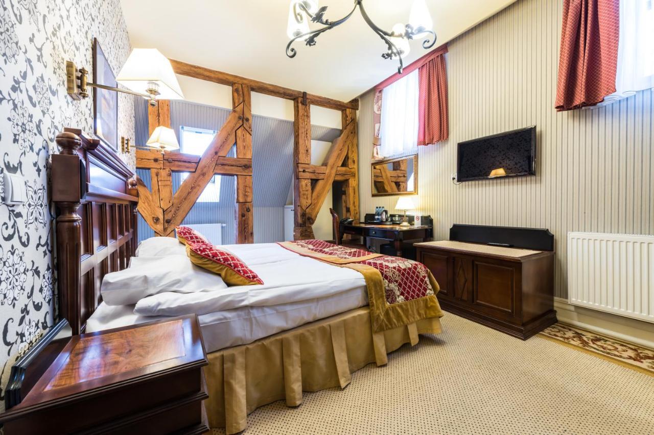 Hotel St. Bruno Гіжицько Екстер'єр фото